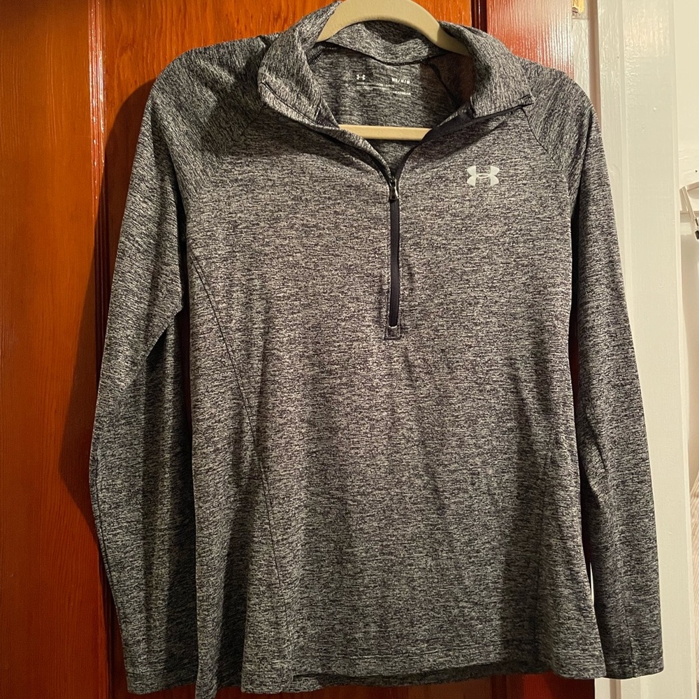 Lightweight gym shirt